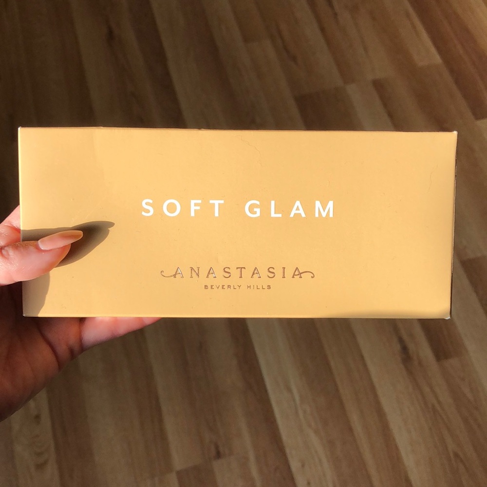 Anastasia Beverly Hills Soft Glam Pallette
